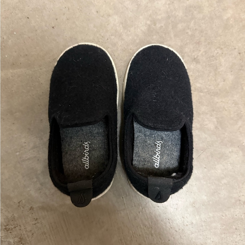 allbirds Kids Black Slip-On Wool Slippers